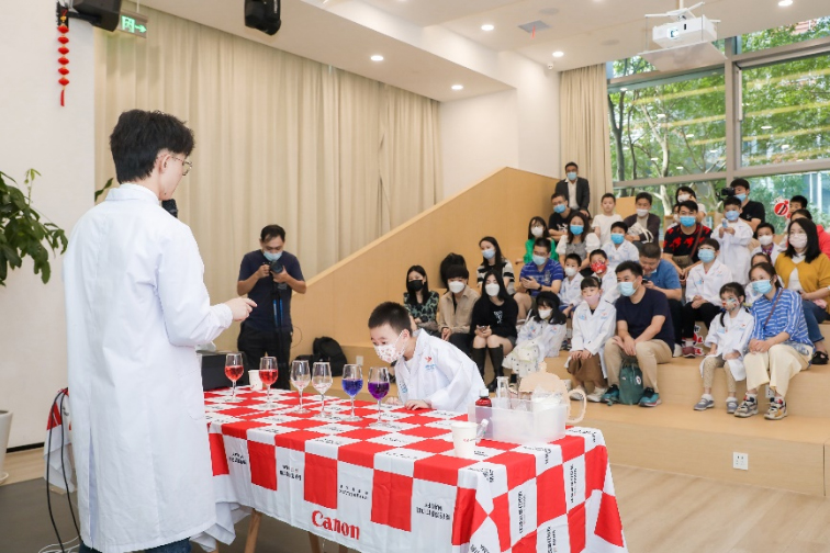 【新聞稿】科技賦能，佳能影像公益助力繪就繽紛青春956 拷貝.jpg
