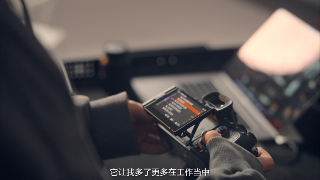 “享受創(chuàng)作，專(zhuān)注拍攝” 時(shí)尚攝影師為什么選擇索尼A7RM51256 拷貝.jpg