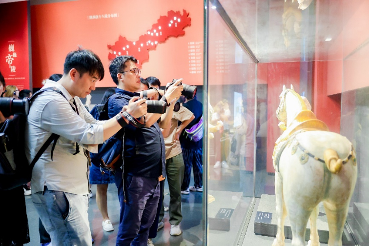 【新聞稿】佳能攜手陜西歷史博物館，用影像守護(hù)文化遺產(chǎn)1553 拷貝.jpg