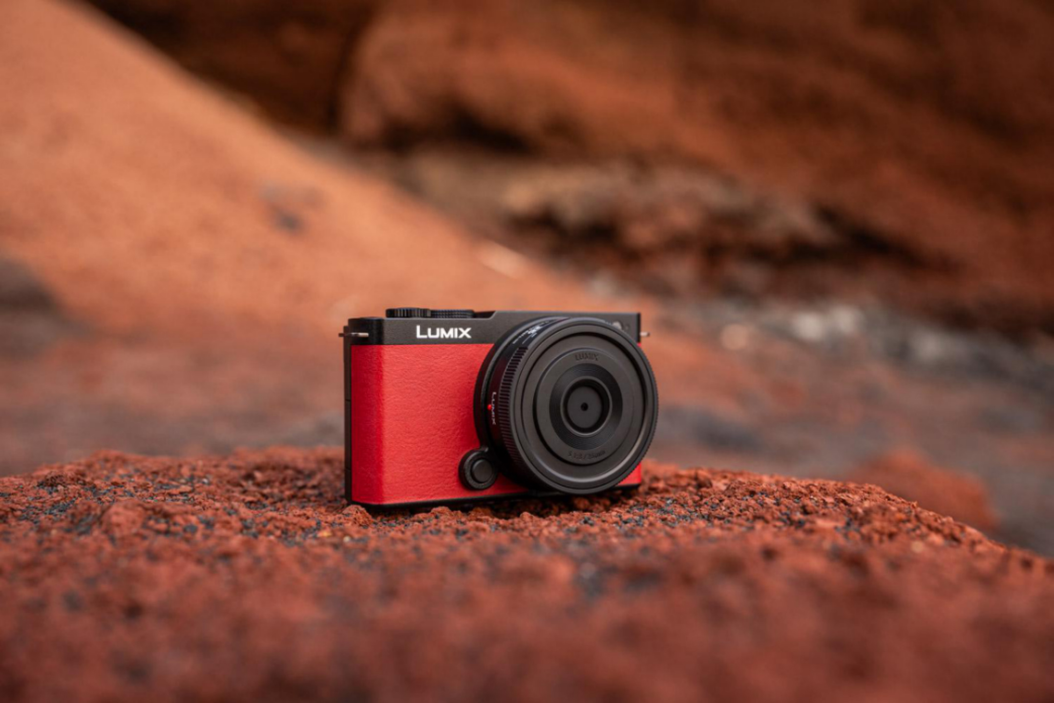 松下全畫幅LUMIX S9正式發(fā)布1303.jpg