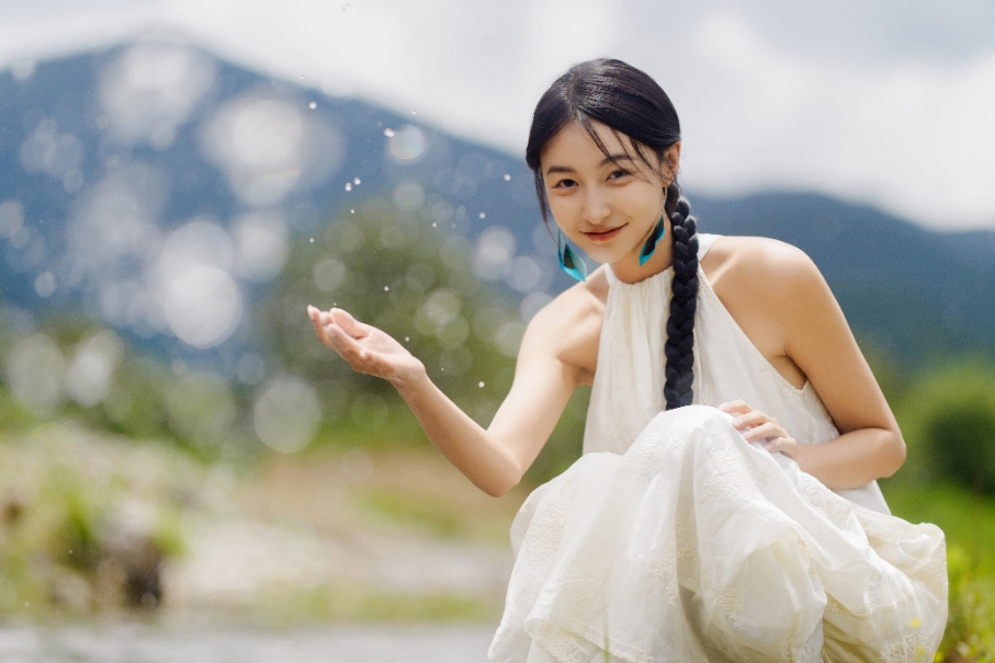索尼輕量化人像定焦G大師鏡頭FE 85mm F1 拷貝.4 GM II發(fā)布930.jpg